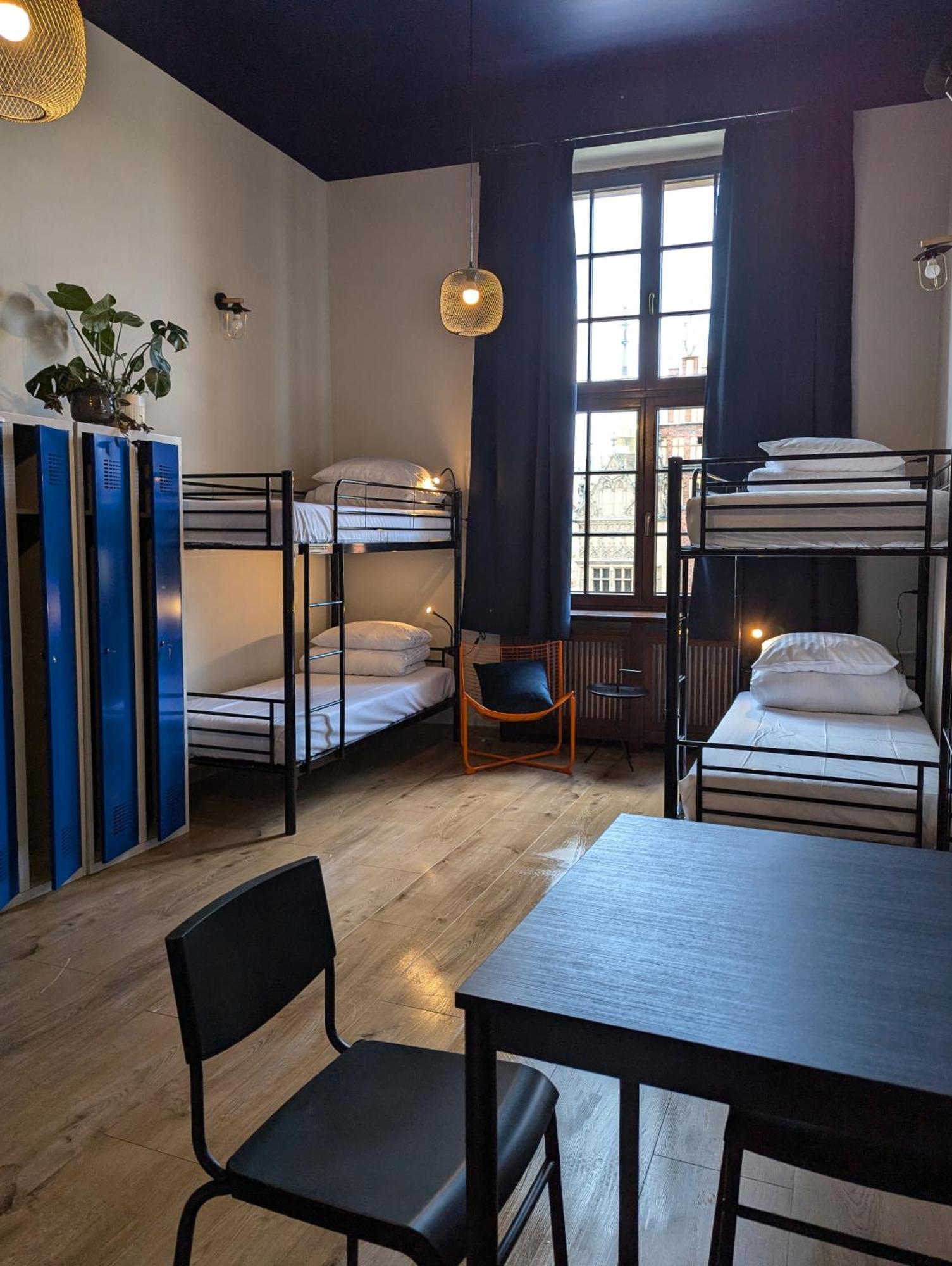 Rynek 30 Hostel Βρότσλαβ Εξωτερικό φωτογραφία